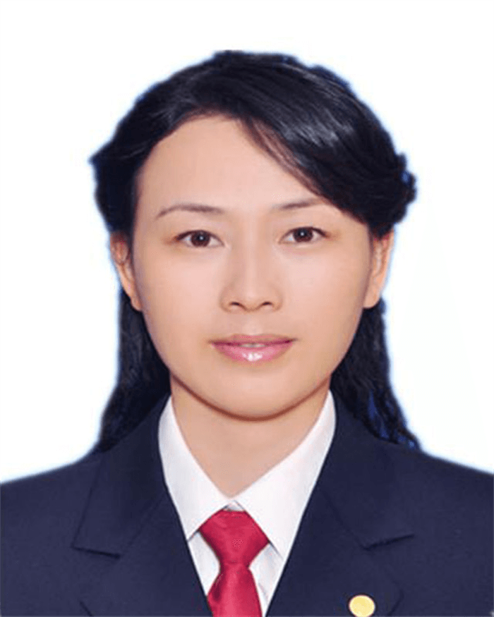 杨海英.png