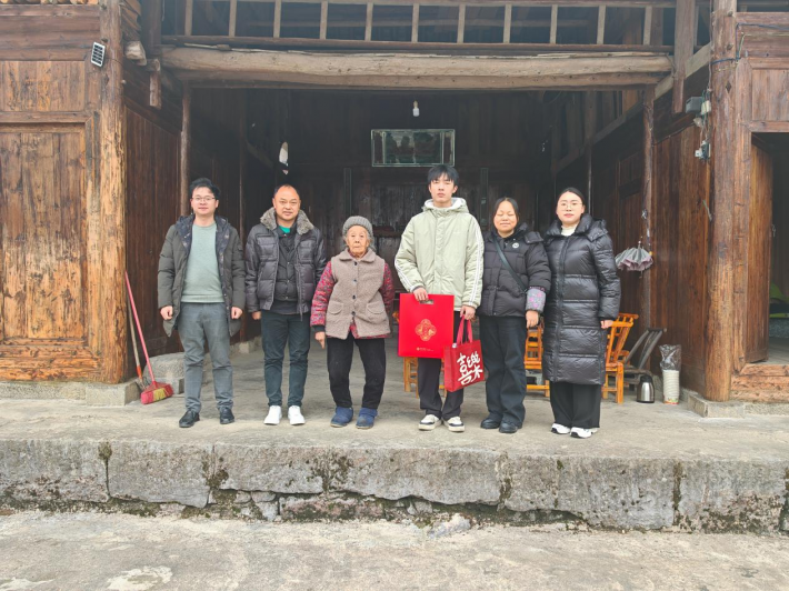 送温暖3.jpg